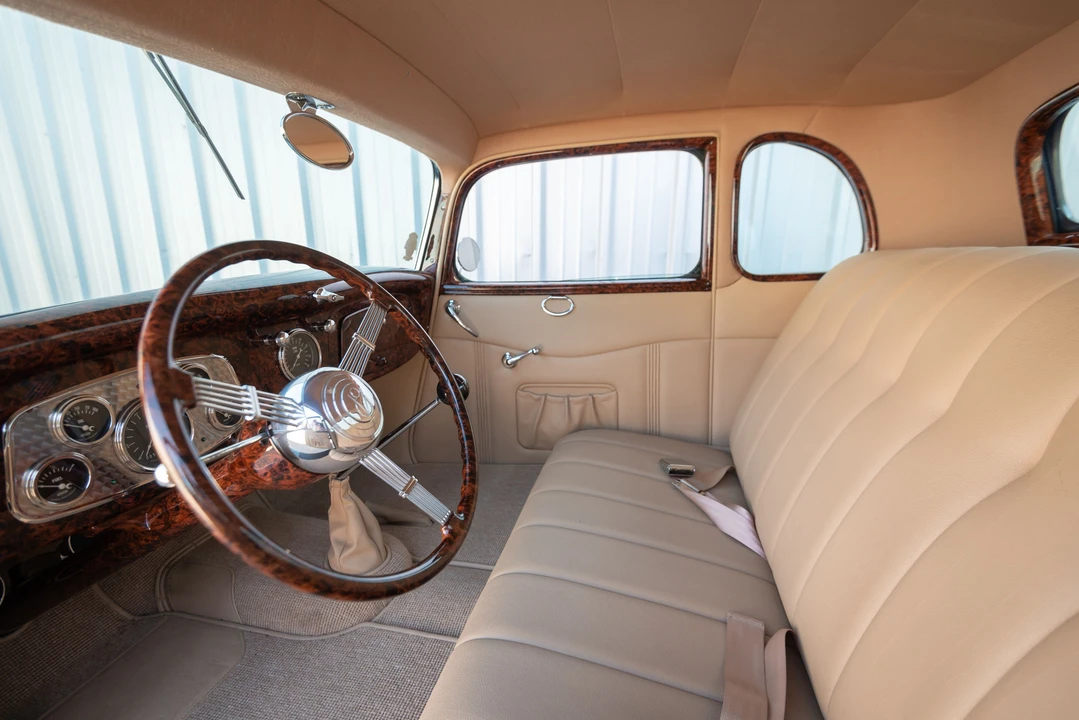 1933 Ford Model 18 & 40 - Image 7 of 31