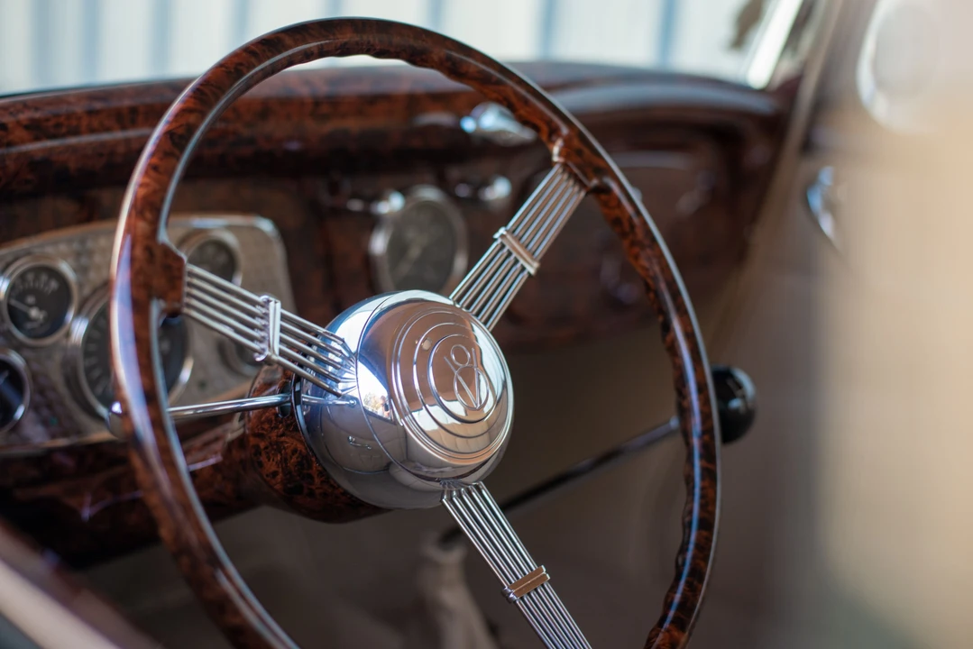 1933 Ford Model 18 & 40 - Image 12 of 31