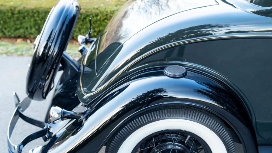1933 Ford Model 18 & 40 - Image 14 of 31
