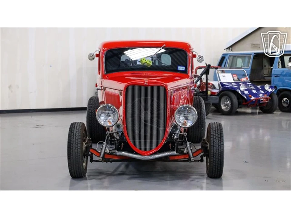 1933 Ford Standard & Deluxe & Super Deluxe - Image 3 of 31