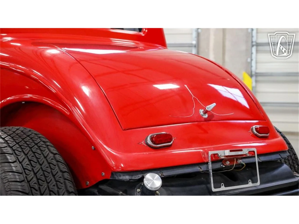 1933 Ford Standard & Deluxe & Super Deluxe - Image 10 of 31
