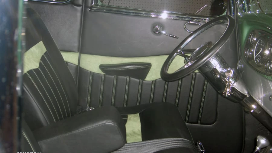 1933 Ford Hot Rod - Image 2 of 10