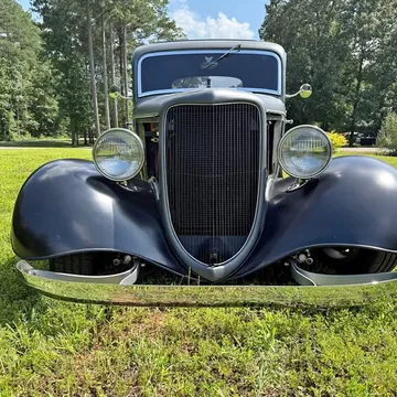 1933 Ford 5 Window Coupe