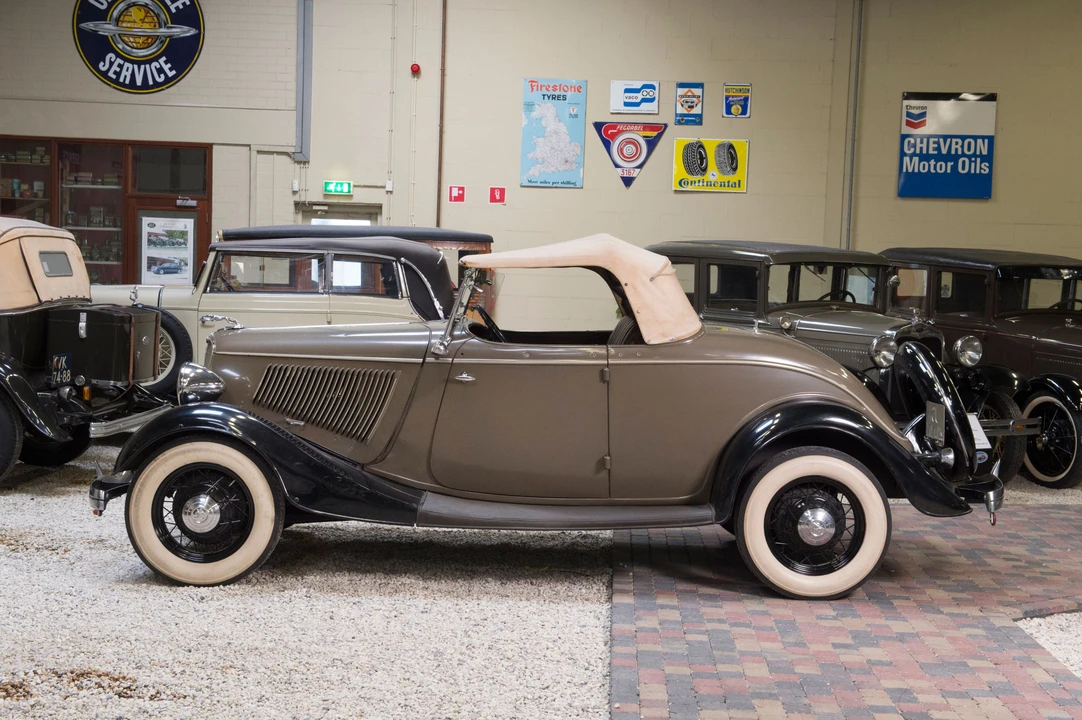 1933 Ford Model 18 & 40 - Image 4 of 6