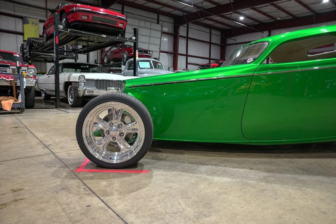 1933 Ford Model 18 & 40 - Image 3 of 31