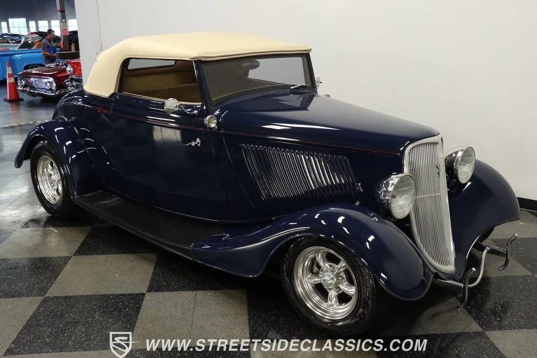 1933 Ford Model 18 & 40 - Image 14 of 21