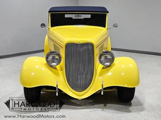 1933 Ford Model 18 & 40 - Image 9 of 31