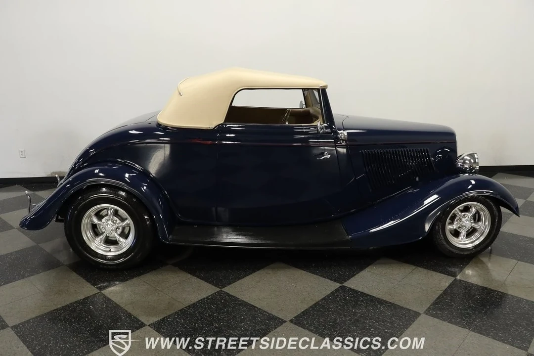 1933 Ford Model 18 & 40 - Image 13 of 21