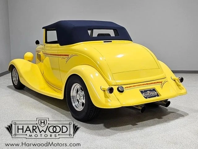 1933 Ford Model 18 & 40 - Image 4 of 31