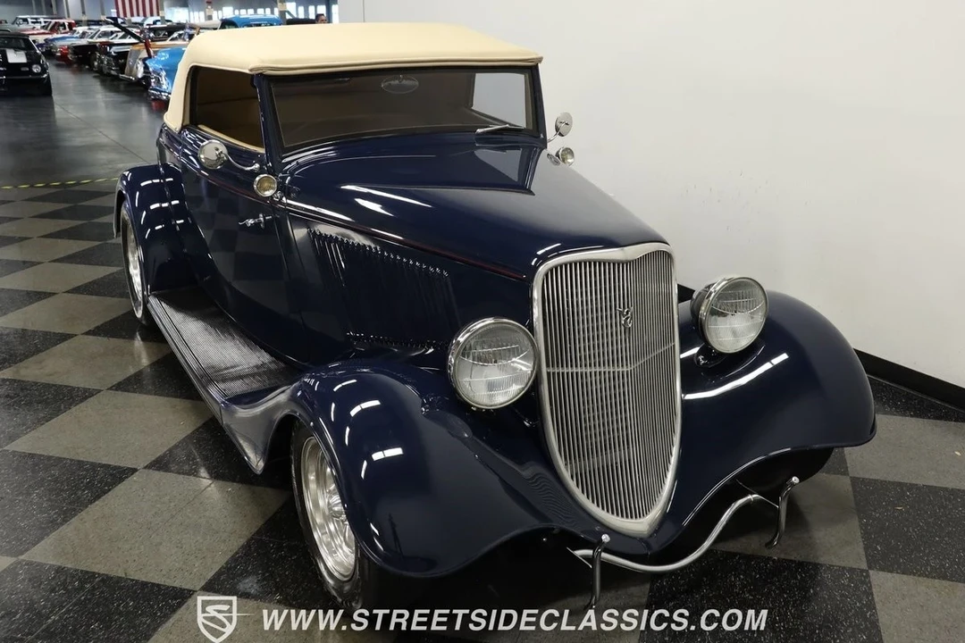 1933 Ford Model 18 & 40 - Image 15 of 21