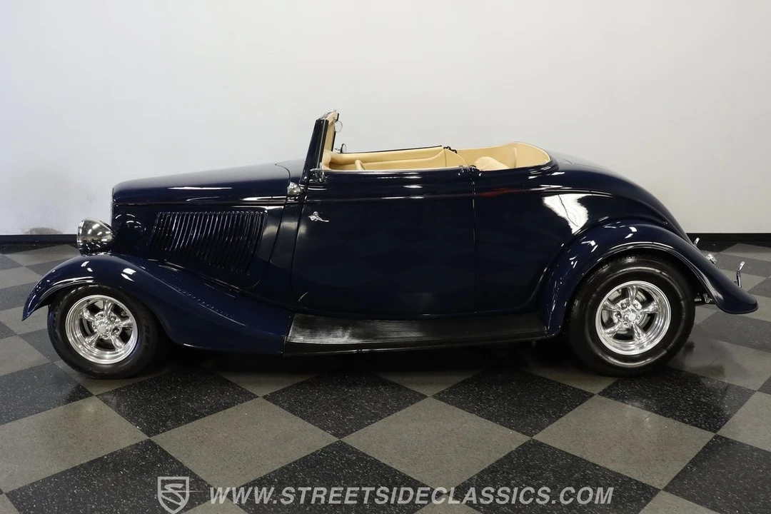 1933 Ford Model 18 & 40 - Image 3 of 12