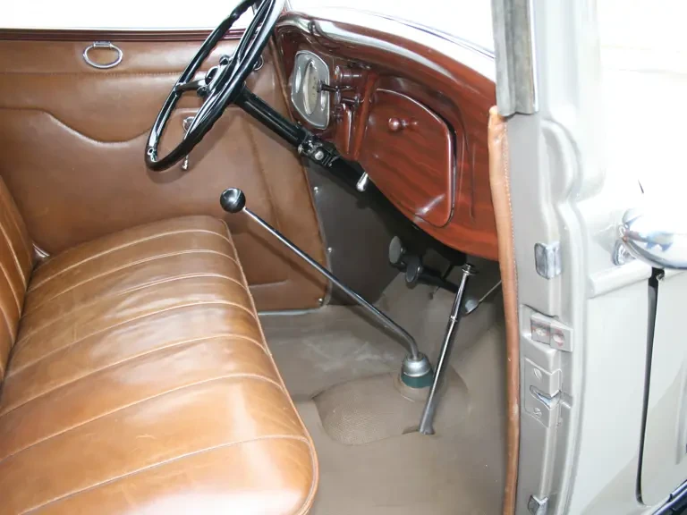 1933 Ford Model 18 & 40 - Image 8 of 13