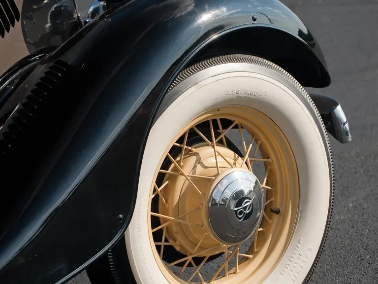 1933 Ford Model 18 & 40 - Image 9 of 15