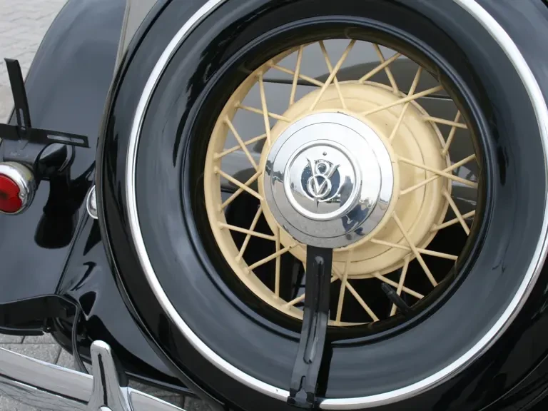 1933 Ford Model 18 & 40 - Image 7 of 13