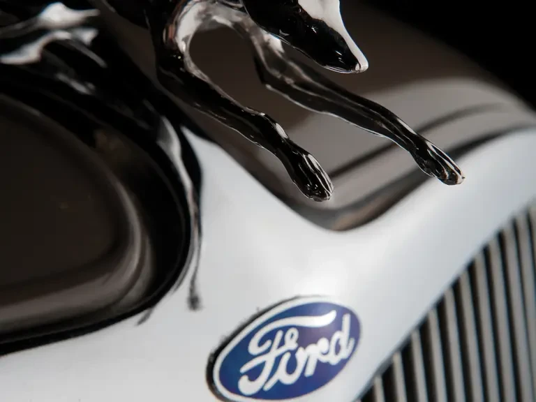 1933 Ford Model 18 & 40 - Image 11 of 15