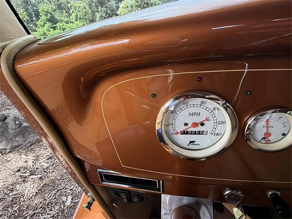 1933 Ford Model 18 & 40 - Image 31 of 31