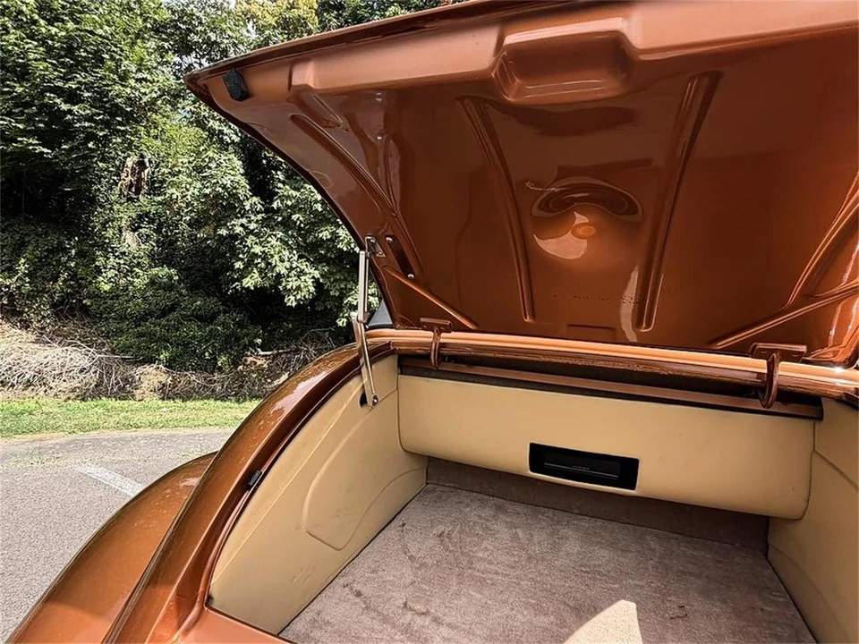 1933 Ford Model 18 & 40 - Image 19 of 31
