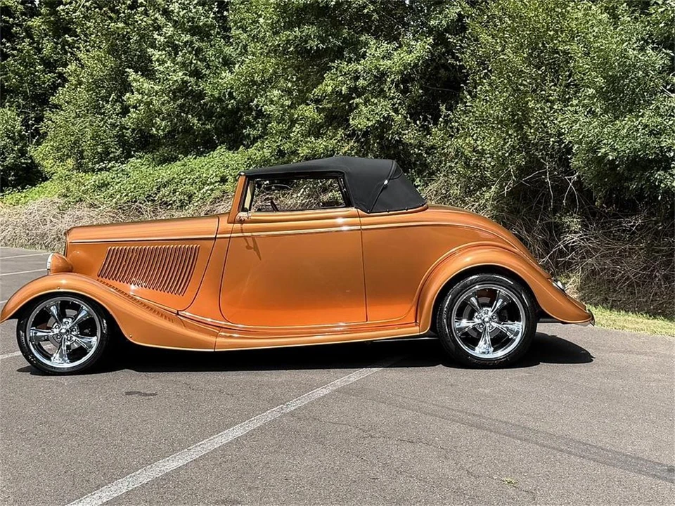 1933 Ford Model 18 & 40 - Image 2 of 31
