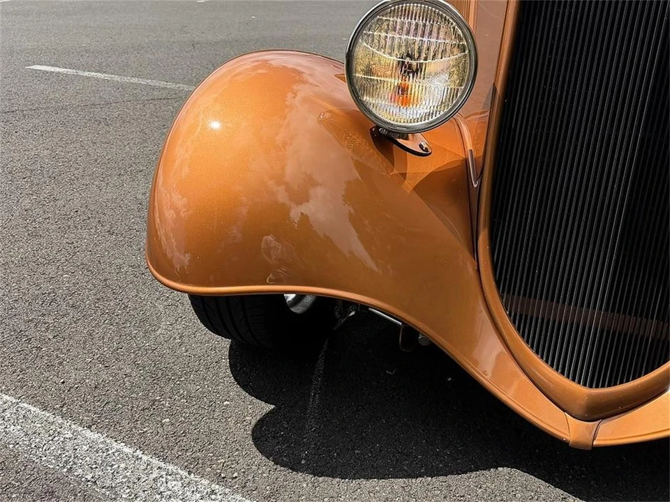 1933 Ford Model 18 & 40 - Image 11 of 31