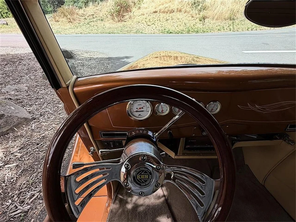 1933 Ford Model 18 & 40 - Image 29 of 31