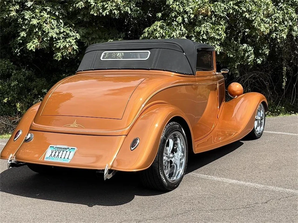 1933 Ford Model 18 & 40 - Image 6 of 31