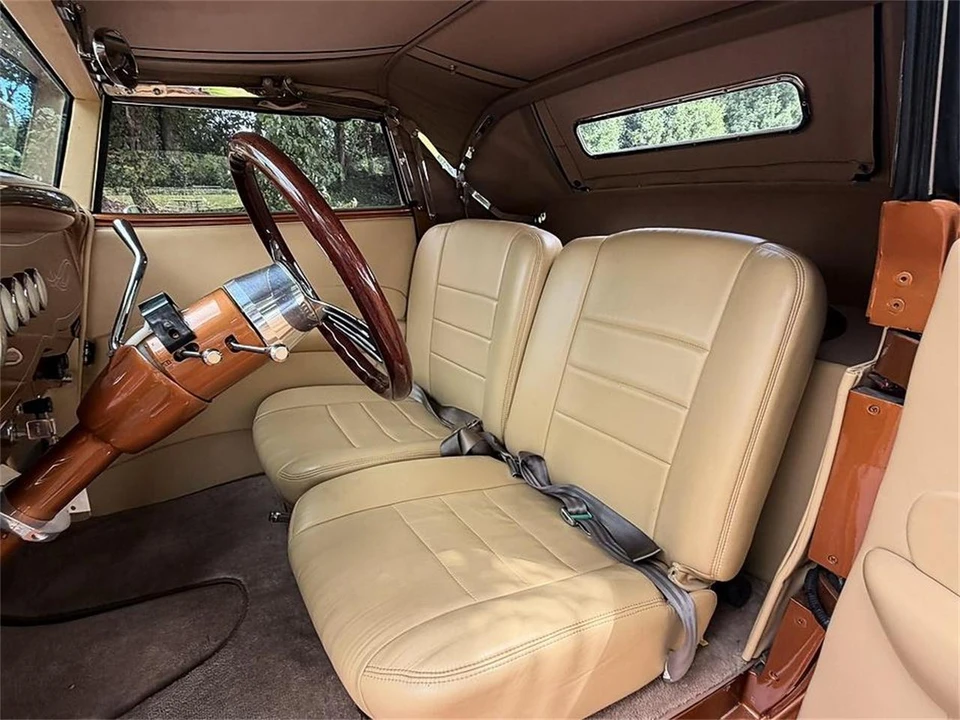 1933 Ford Model 18 & 40 - Image 24 of 31