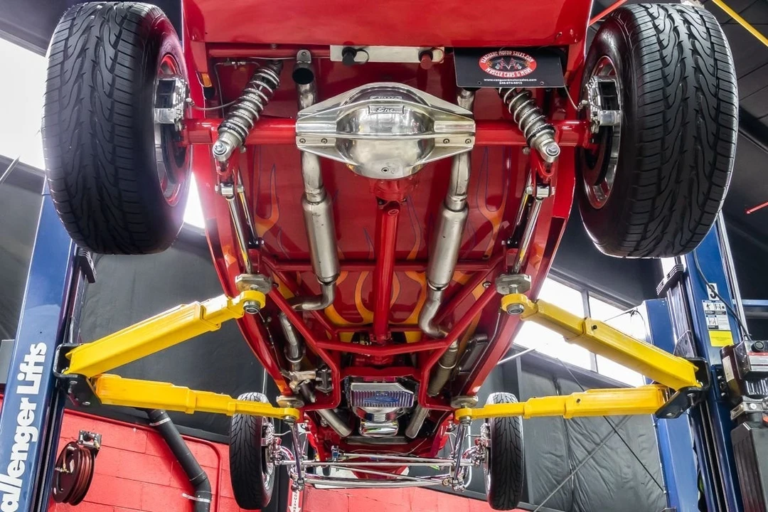1933 Ford Model 18 & 40 - Image 10 of 11