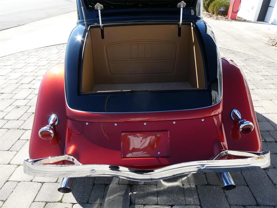 1933 Ford Model 18 & 40 - Image 11 of 30