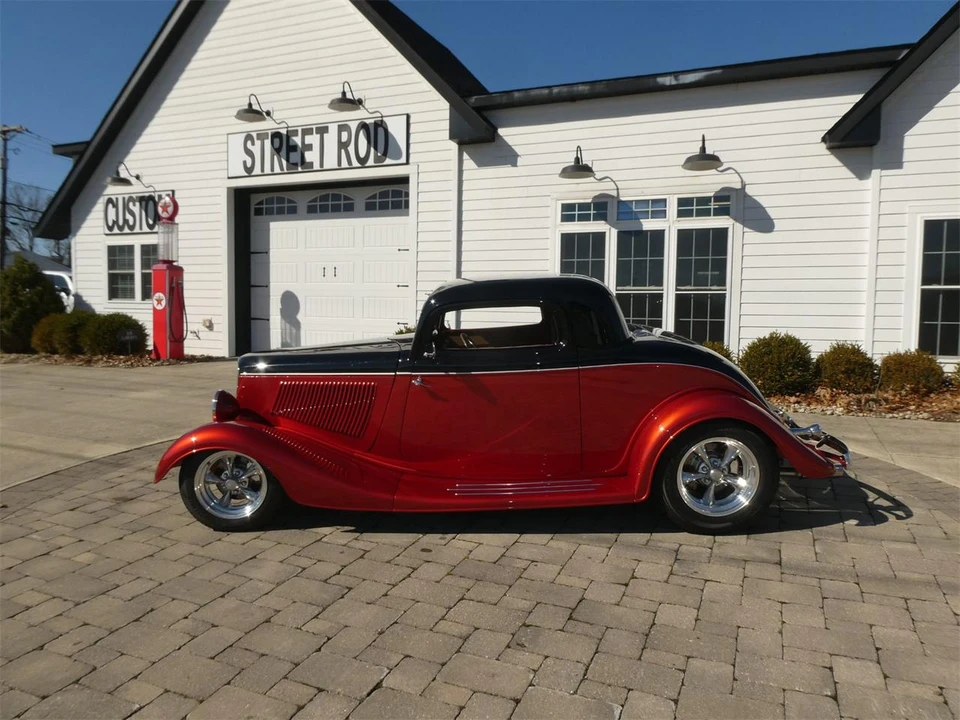 1933 Ford Model 18 & 40 - Image 7 of 30