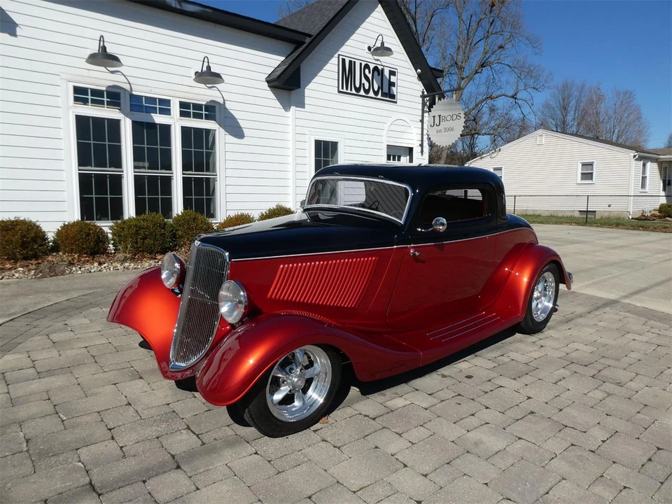 1933 Ford Model 18 & 40 - Image 3 of 30