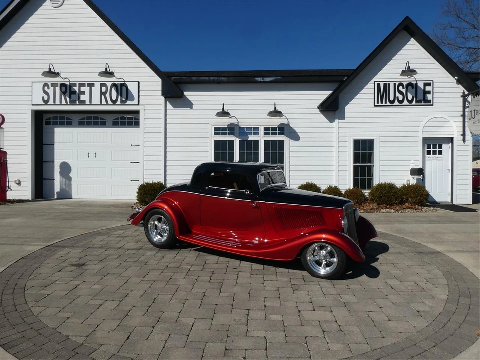 1933 Ford Model 18 & 40 - Image 4 of 30