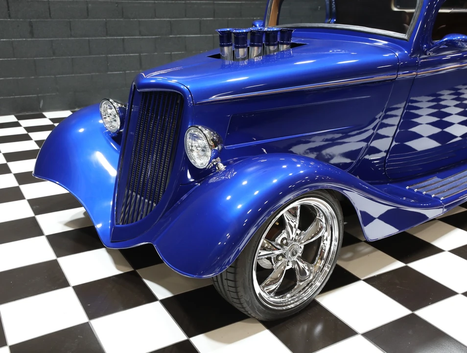 1933 Ford Model 18 & 40 - Image 8 of 31