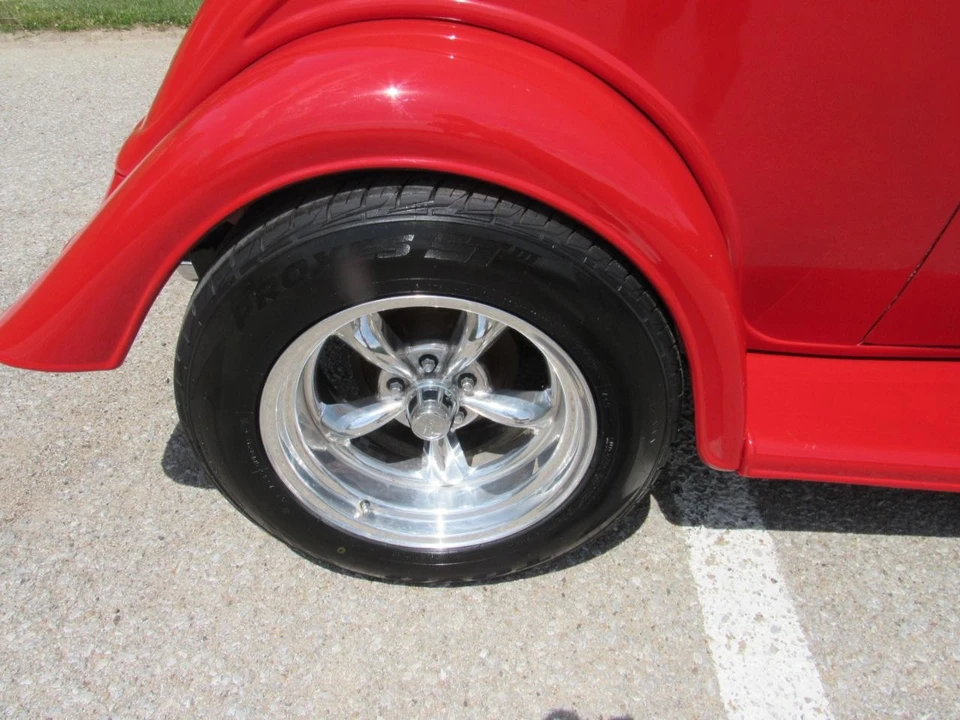 1933 Ford Hot Rod - Image 11 of 31