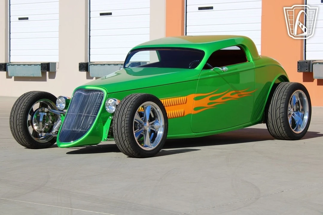 1933 Ford Model 18 & 40 - Image 3 of 21