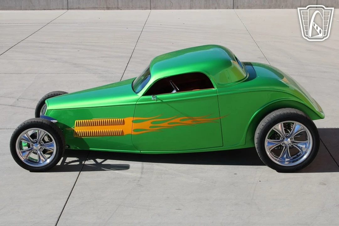 1933 Ford Model 18 & 40 - Image 9 of 12