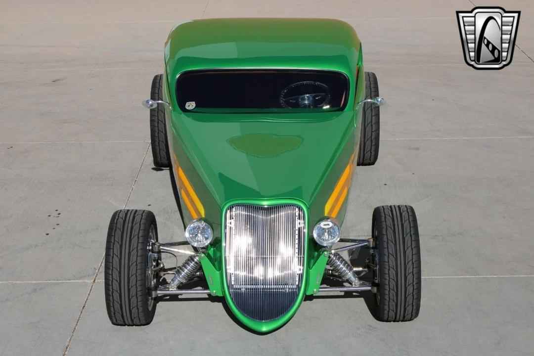1933 Ford Model 18 & 40 - Image 8 of 21