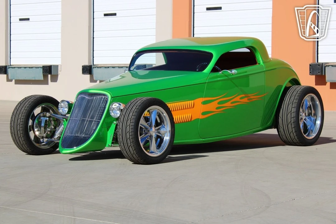 1933 Ford Model 18 & 40 - Image 3 of 12