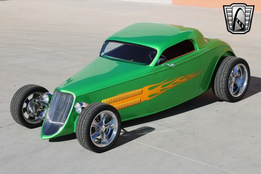 1933 Ford Model 18 & 40 - Image 9 of 21