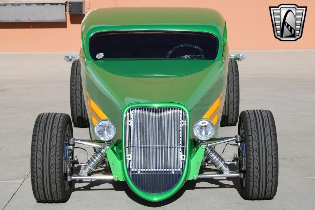 1933 Ford Model 18 & 40 - Image 16 of 21