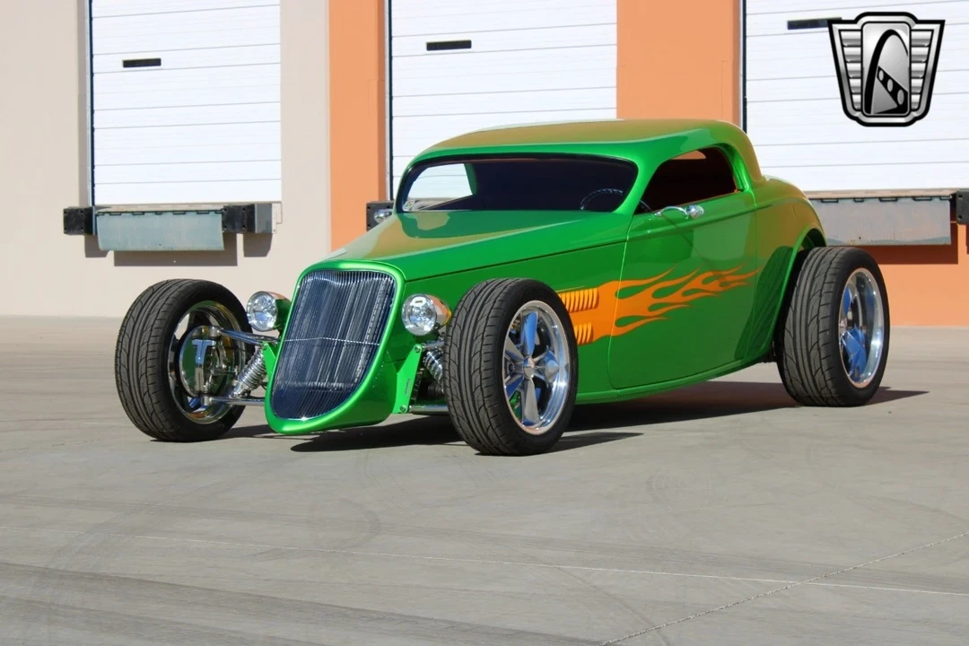 1933 Ford Model 18 & 40 - Image 4 of 21