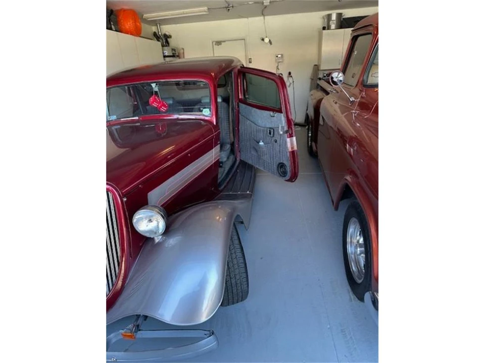 1933 Ford Model 18 & 40 - Image 3 of 13