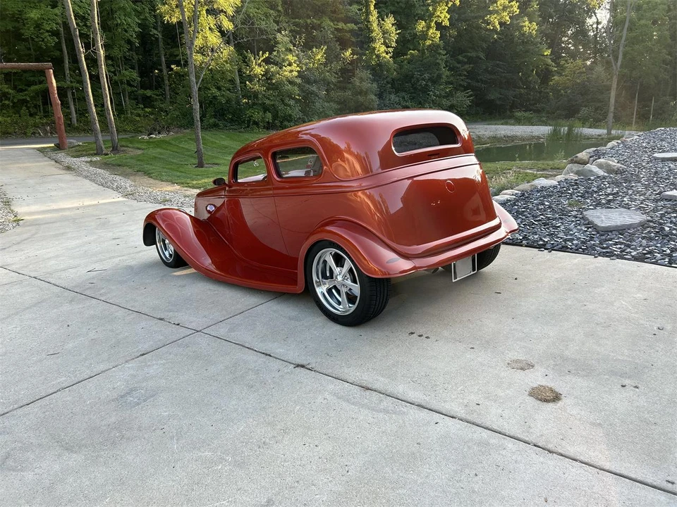 1933 Ford Customline - Image 8 of 15