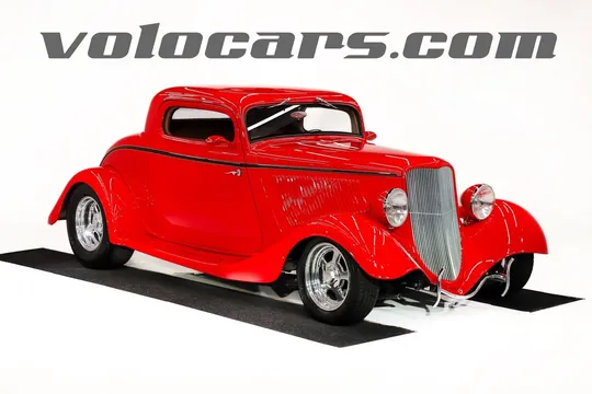 1933 Ford Custom