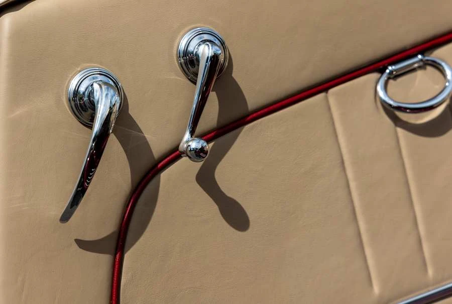 1933 Ford Model 18 & 40 - Image 30 of 31