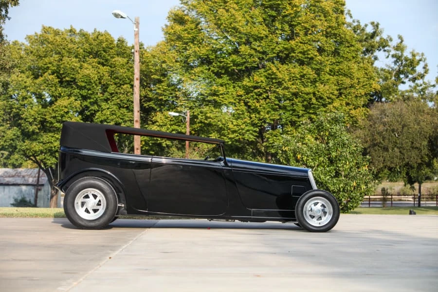 1933 Ford Hot Rod - Image 2 of 12