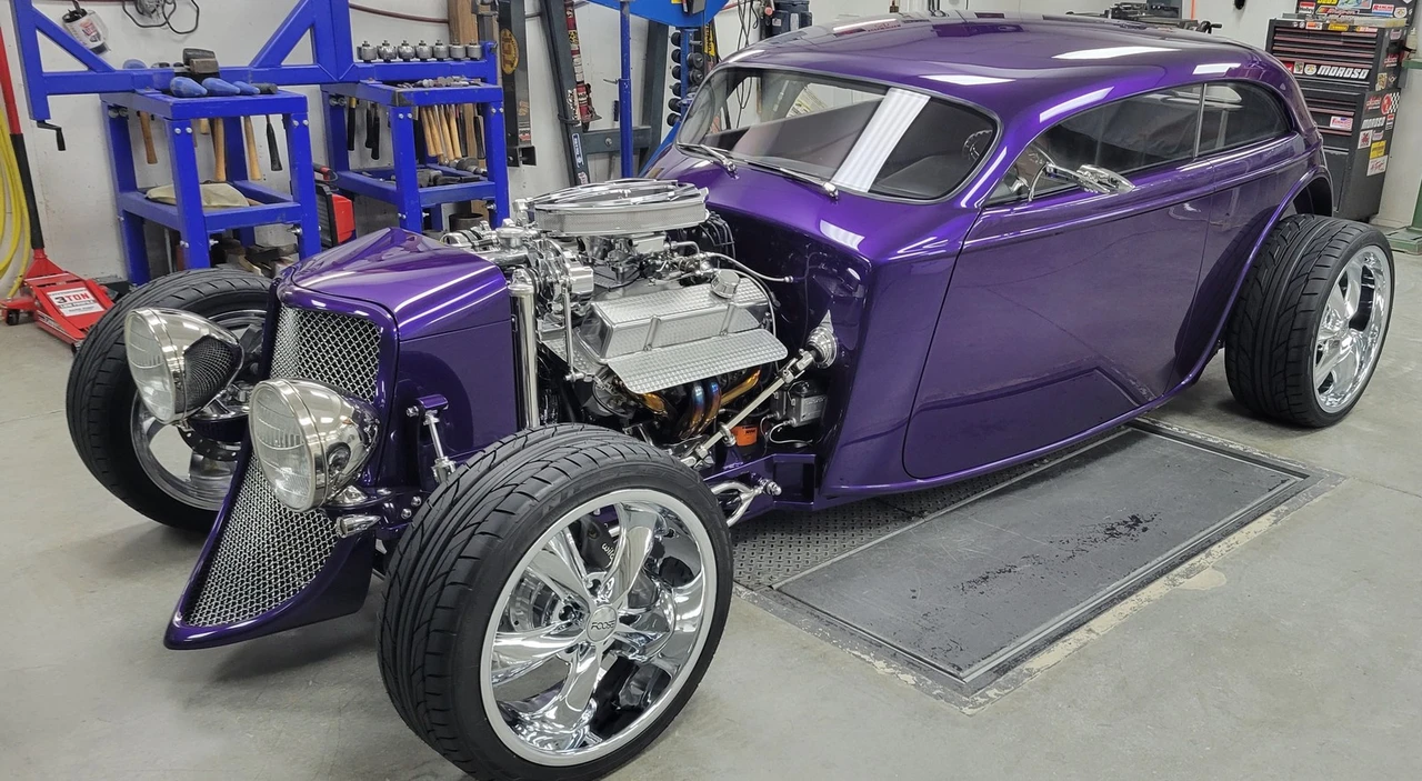 1933 Ford Customline - Image 8 of 31