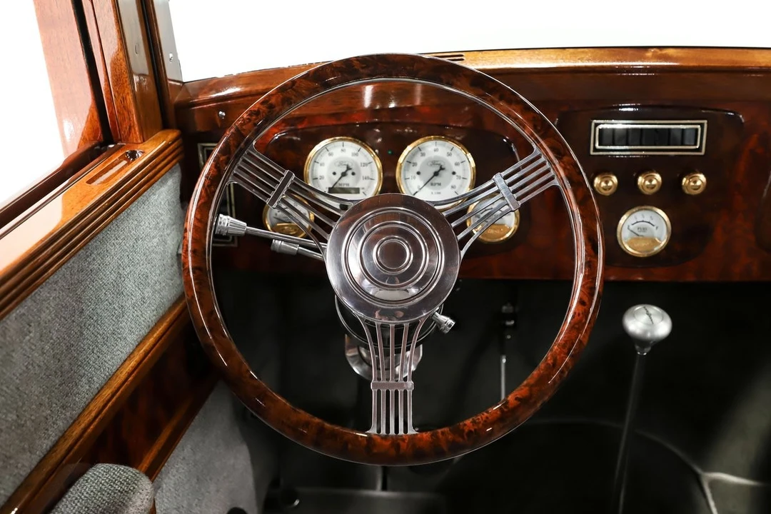 1933 Ford Model 18 & 40 - Image 15 of 31