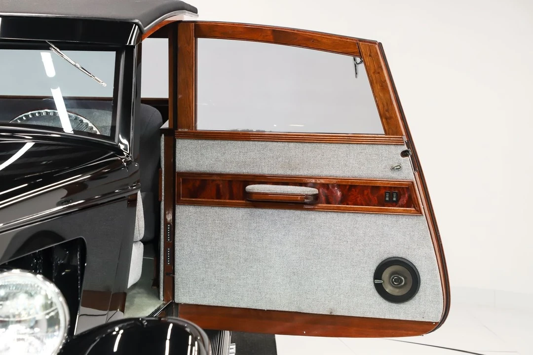 1933 Ford Model 18 & 40 - Image 7 of 31