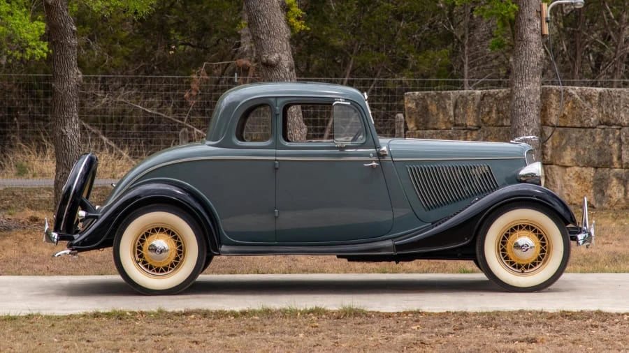 1933 Ford Model 18 & 40 - Image 8 of 13