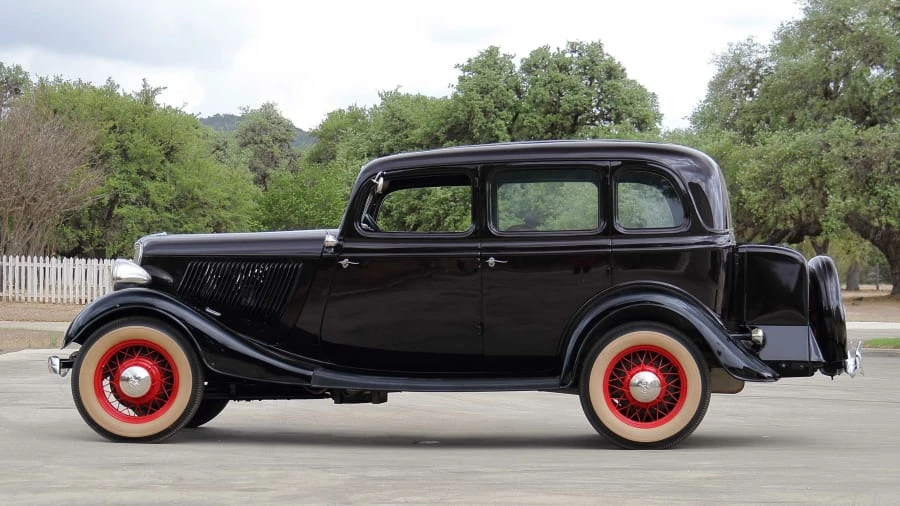 1933 Ford Model 18 & 40 - Image 8 of 20